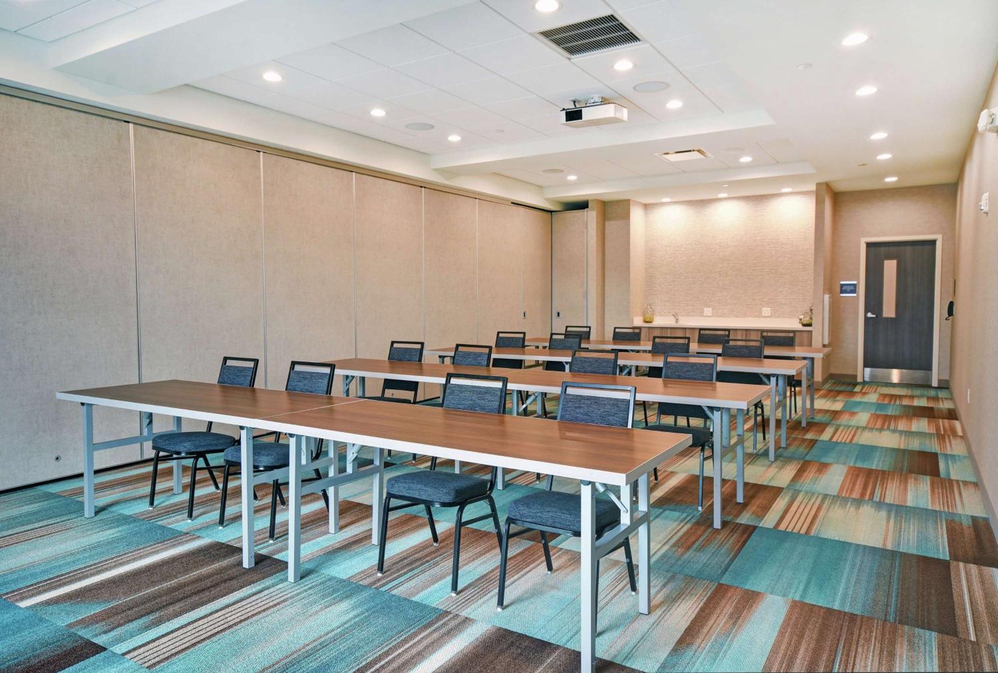 Home2 Suites By Hilton Beloit Dış mekan fotoğraf