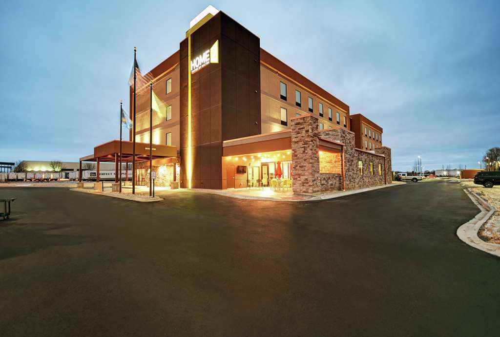 Home2 Suites By Hilton Beloit Dış mekan fotoğraf